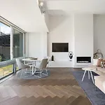 Harbourview Apartment
