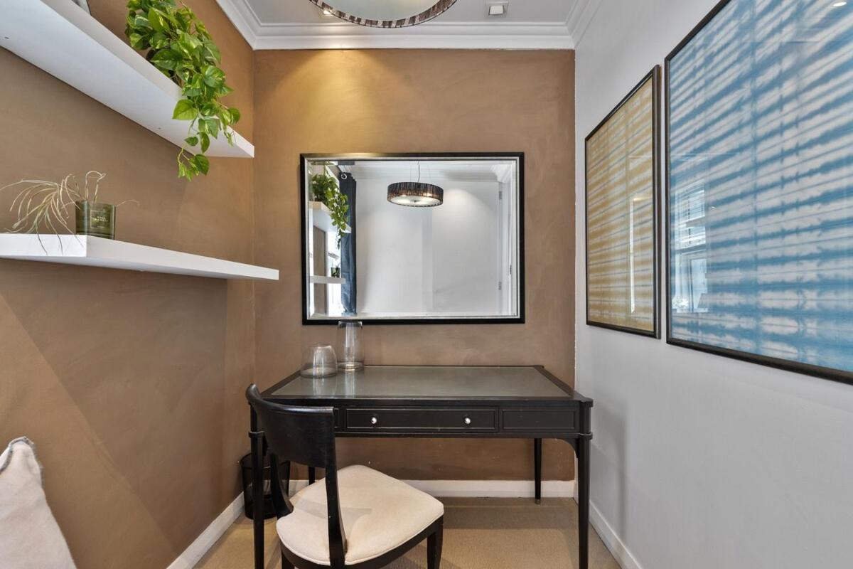 Harbourview * Sydney